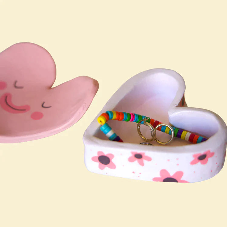 Finished heart shaped ceramic trinkets decorated with Crockd paint basic kit